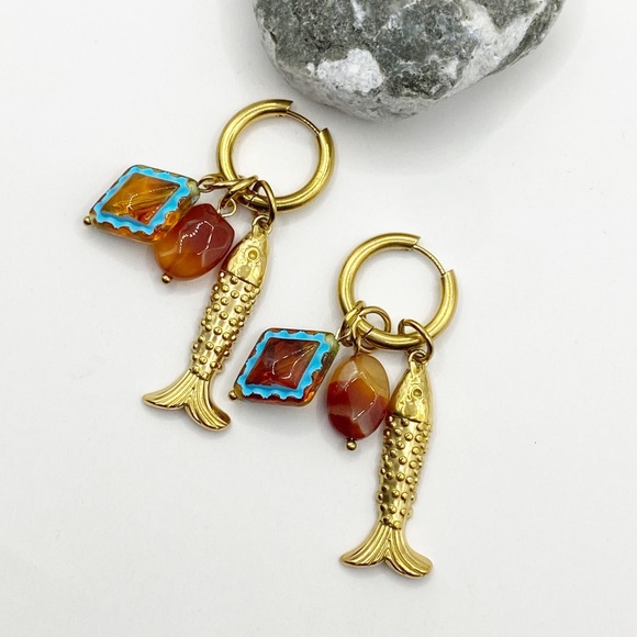 NEW Gold Fish Charm Hoop Earrings - Picture 3 of 7